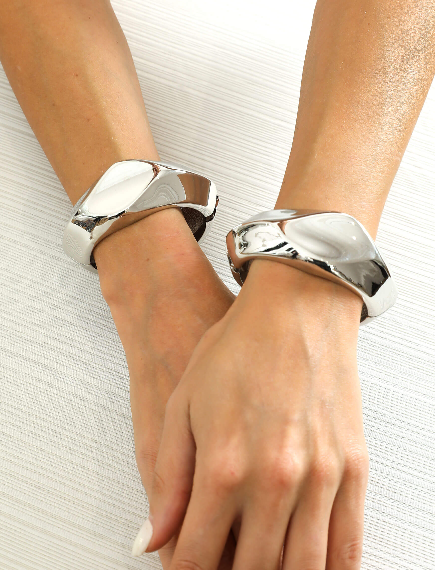 Gümüş Oppo Bileklik