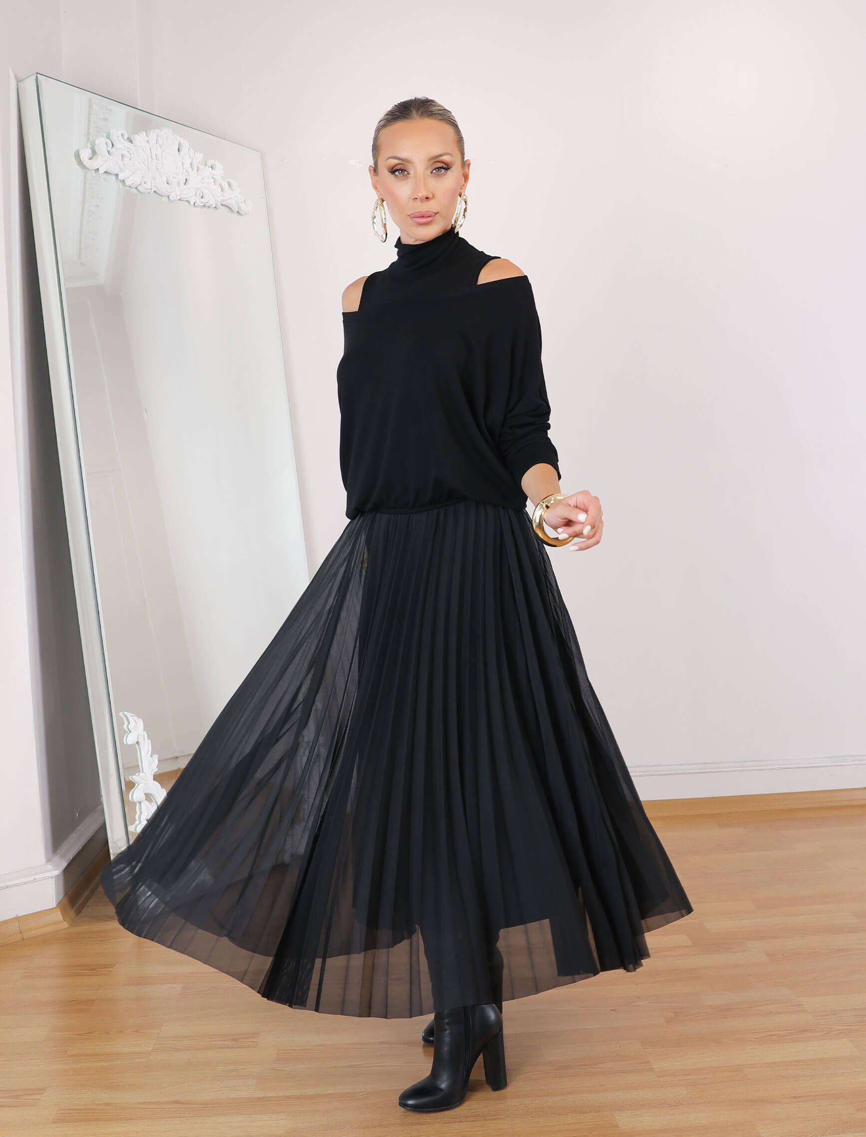 Siyah Boğazlı Rua İkili Elbise - Görsel 2