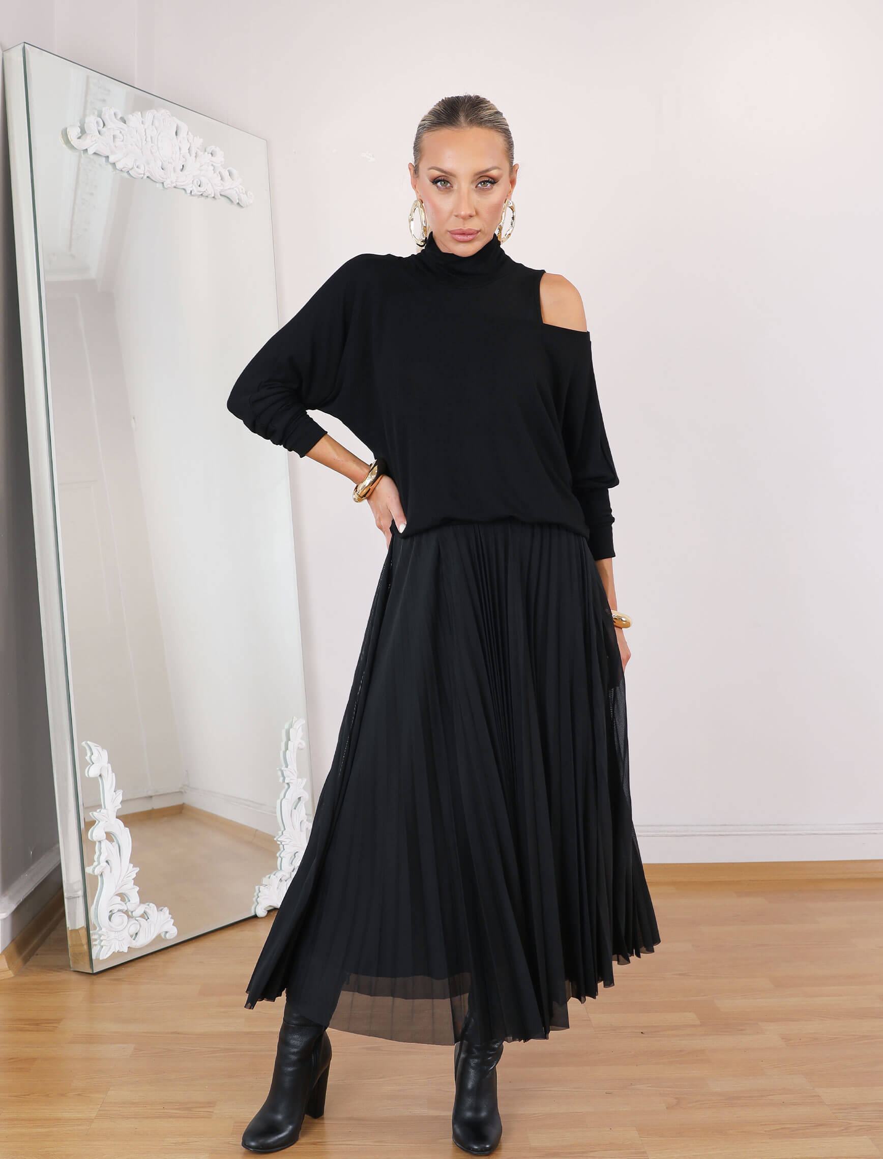 Siyah Boğazlı Rua İkili Elbise - Görsel 4