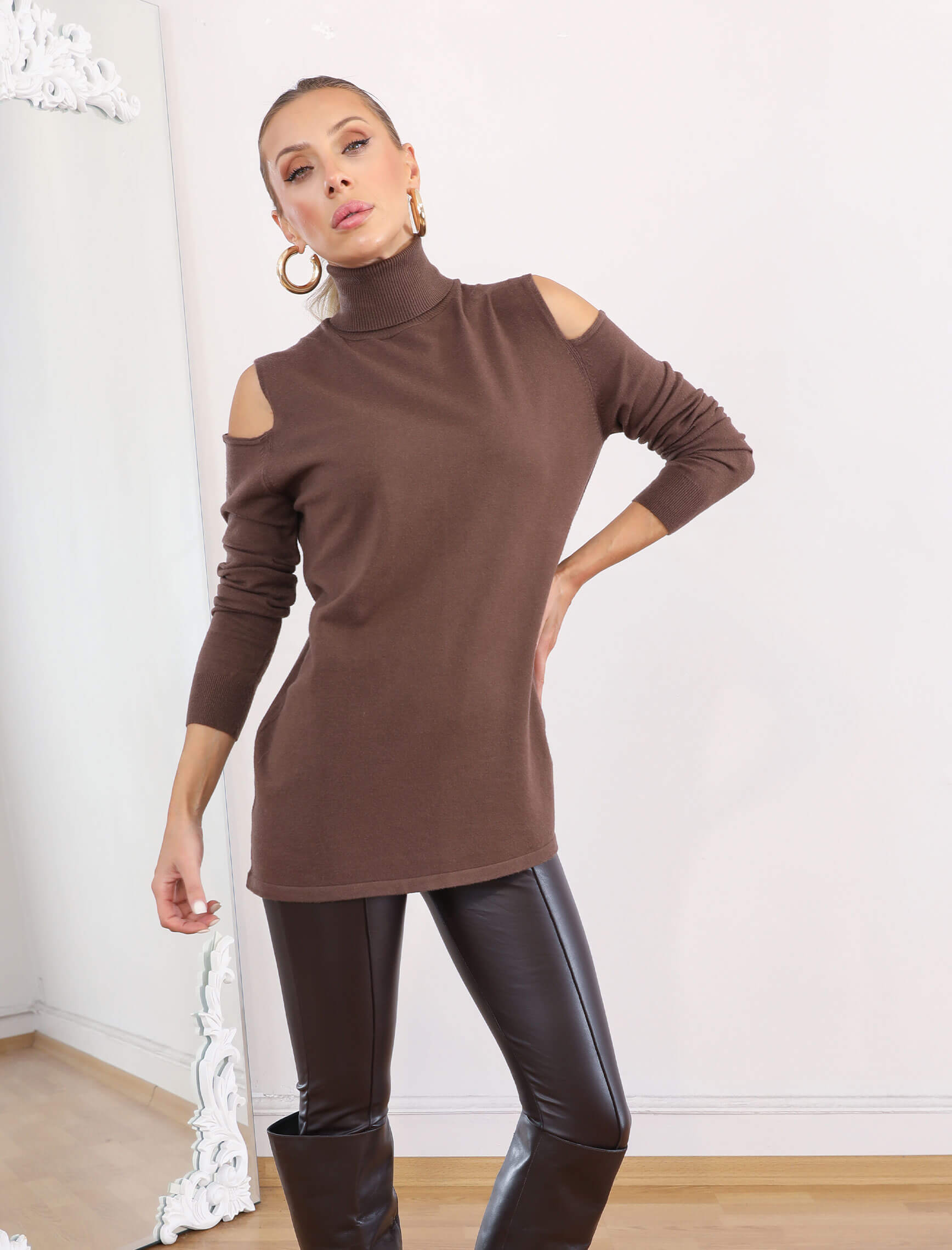 Koyu Kahve Çift Omuz Dekolte Korspan Triko - Görsel 2