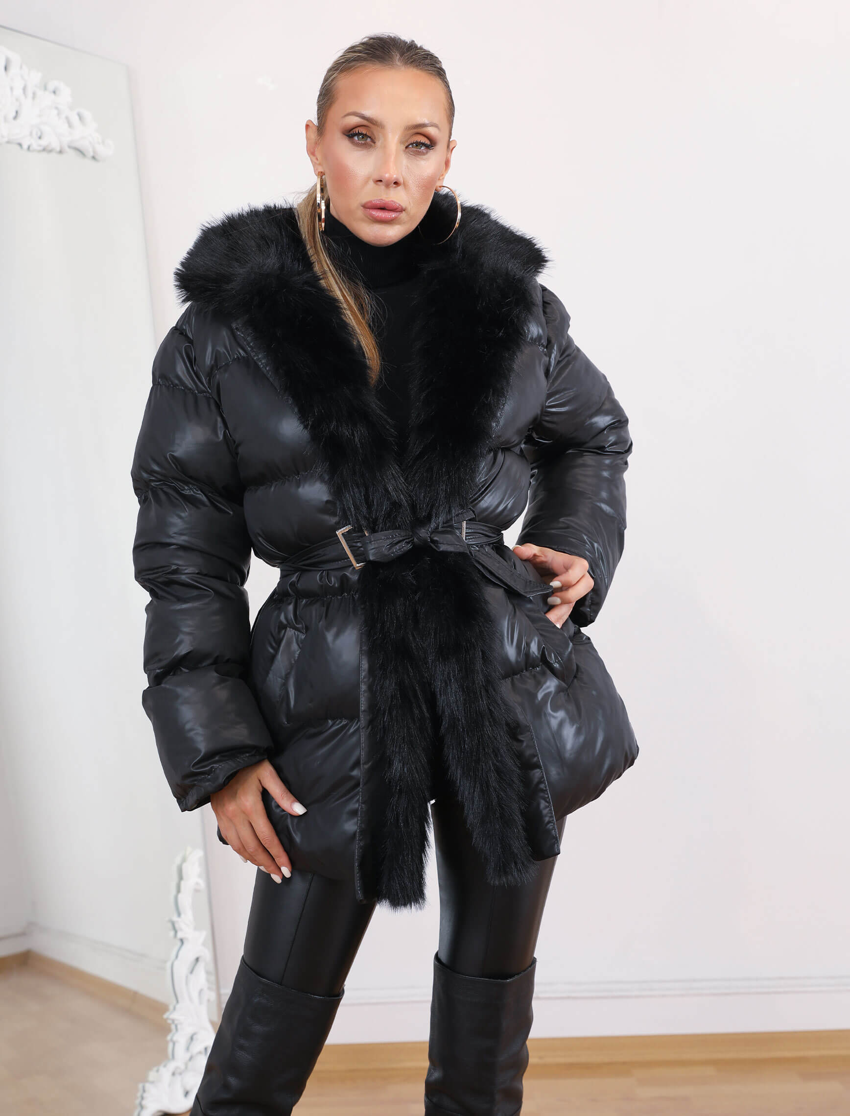 Siyah Brule Şişme Mont - Görsel 3