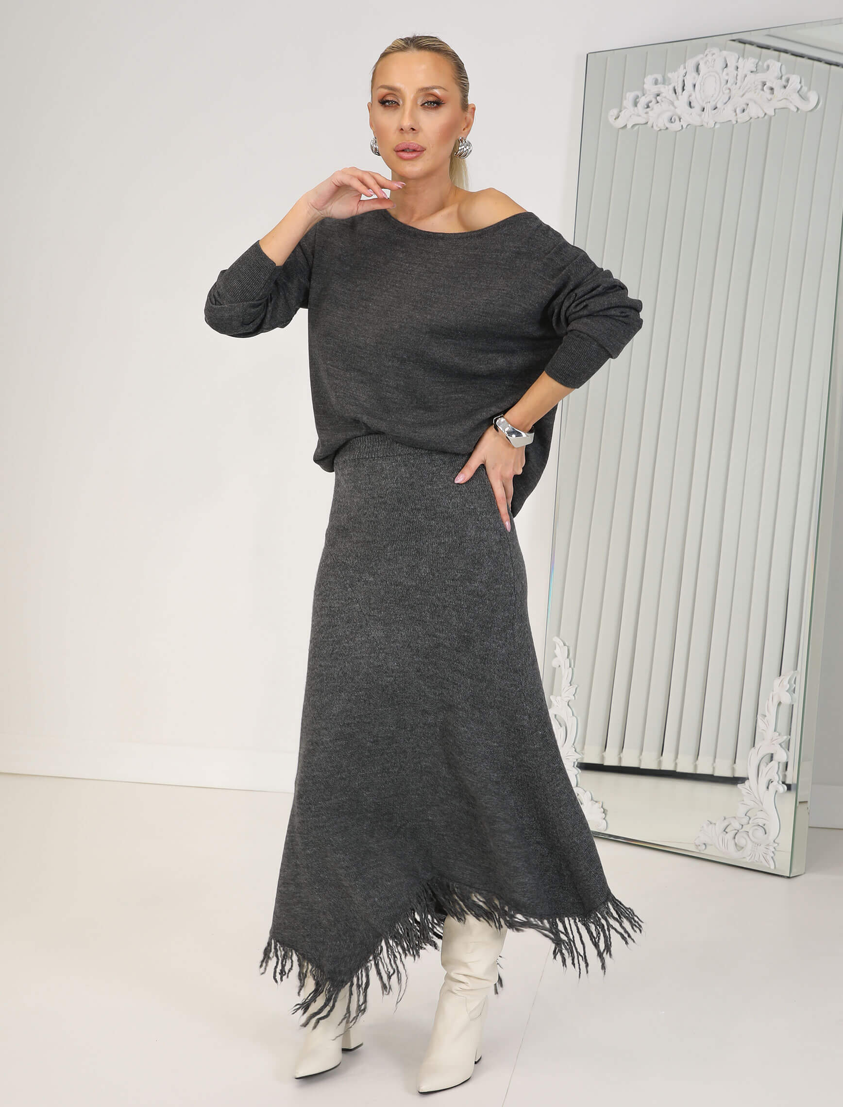 Antrasit Asimetrik Saçaklı Triko Etek - Görsel 3