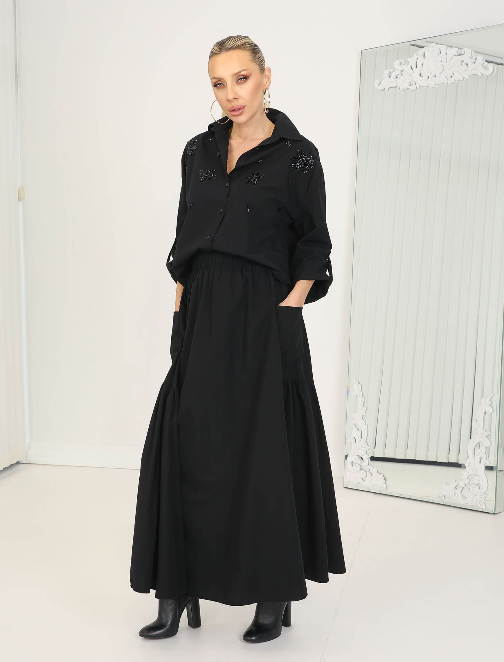 Siyah Nakışlı Etra Takım