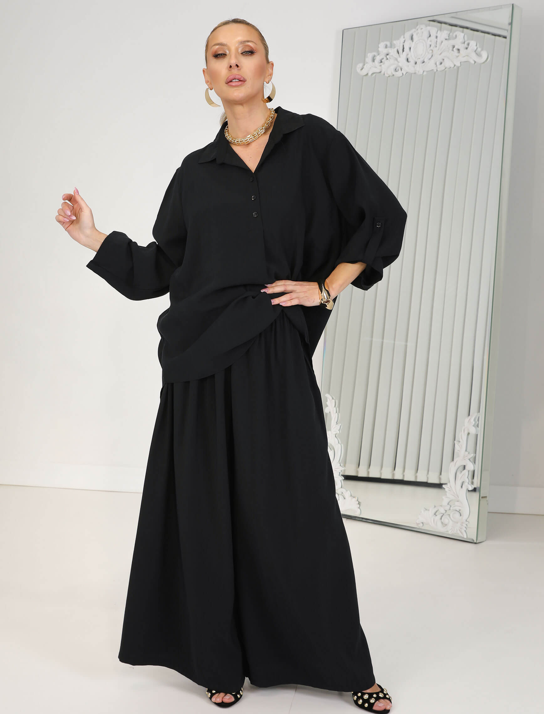 Siyah Sırt Düğme Tena Takım - Görsel 5