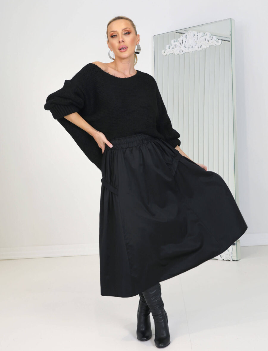 Siyah Yan Drape Spor Etek