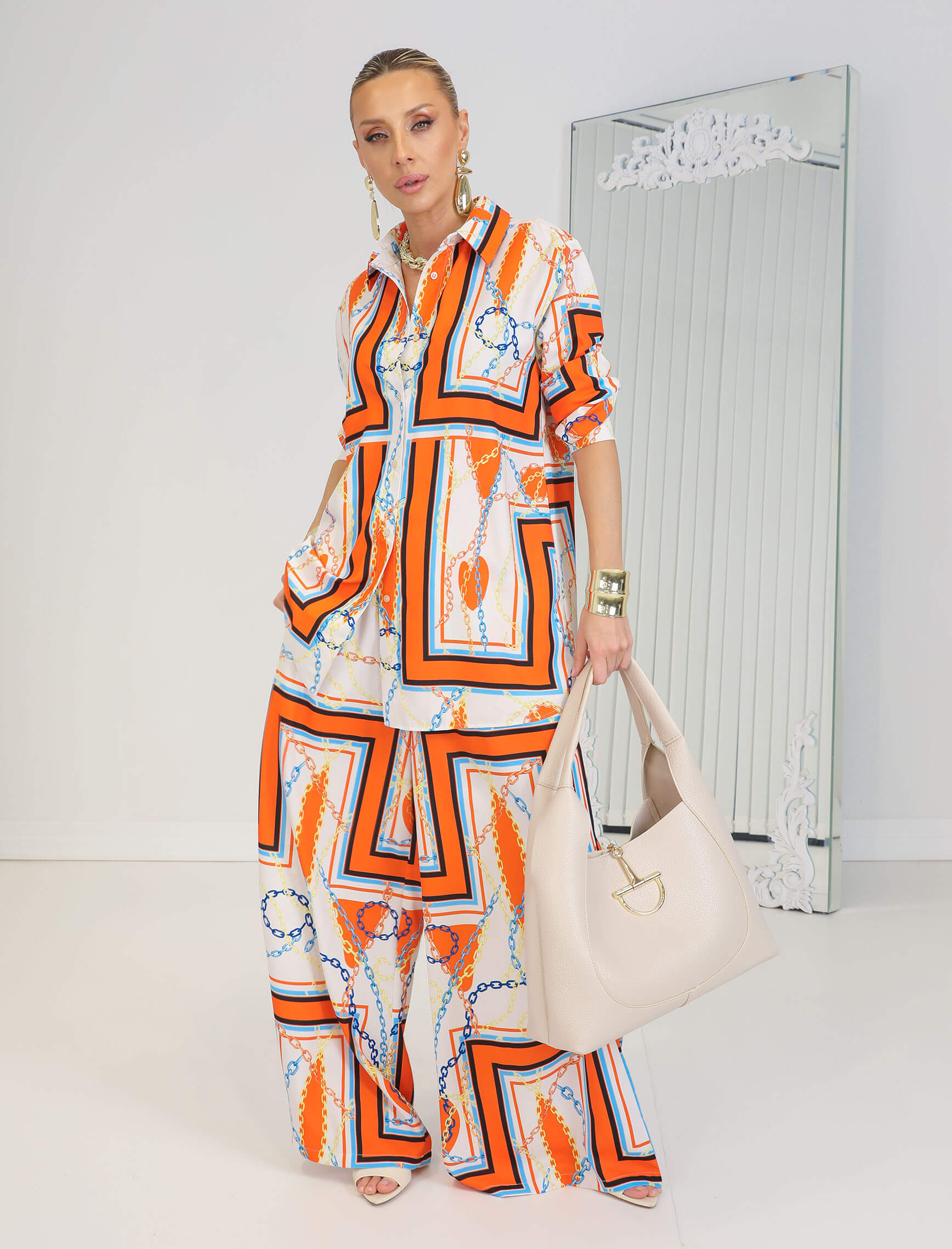 Turuncu Sisisla Takım