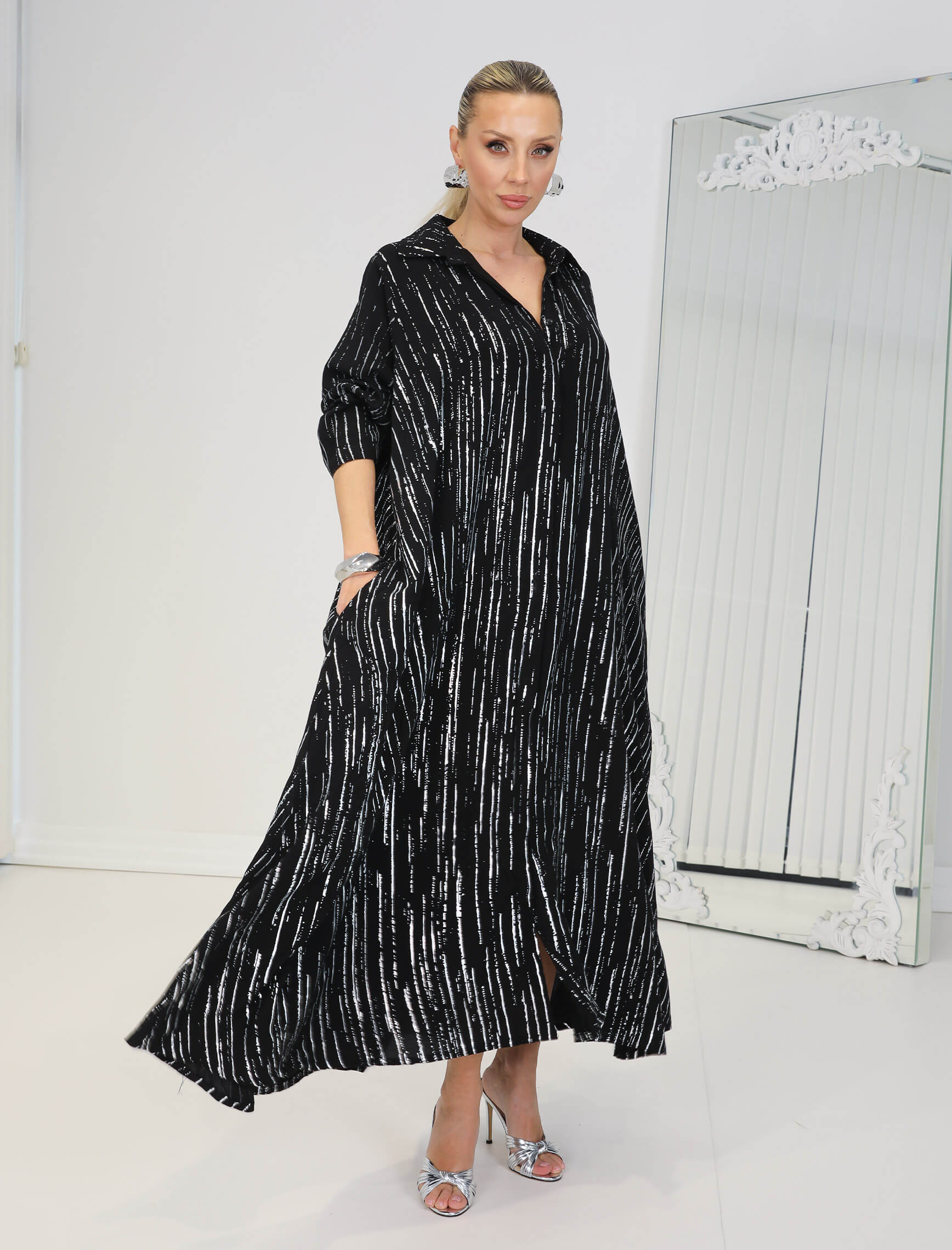 Siyah Gümüş Teamo Elbise - Görsel 2