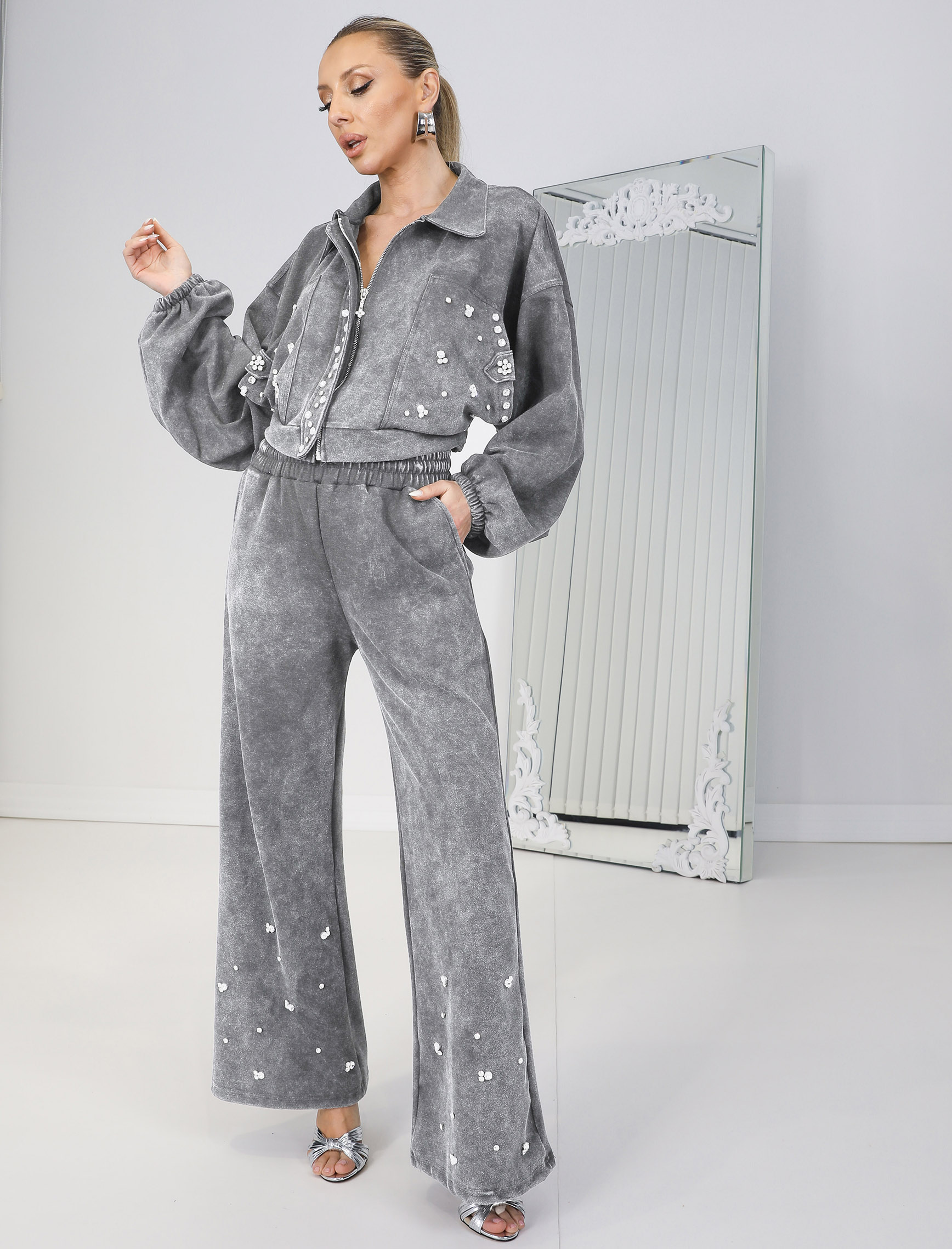 Açık Gri Yıkama Taşlı Daria Takım - Görsel 4