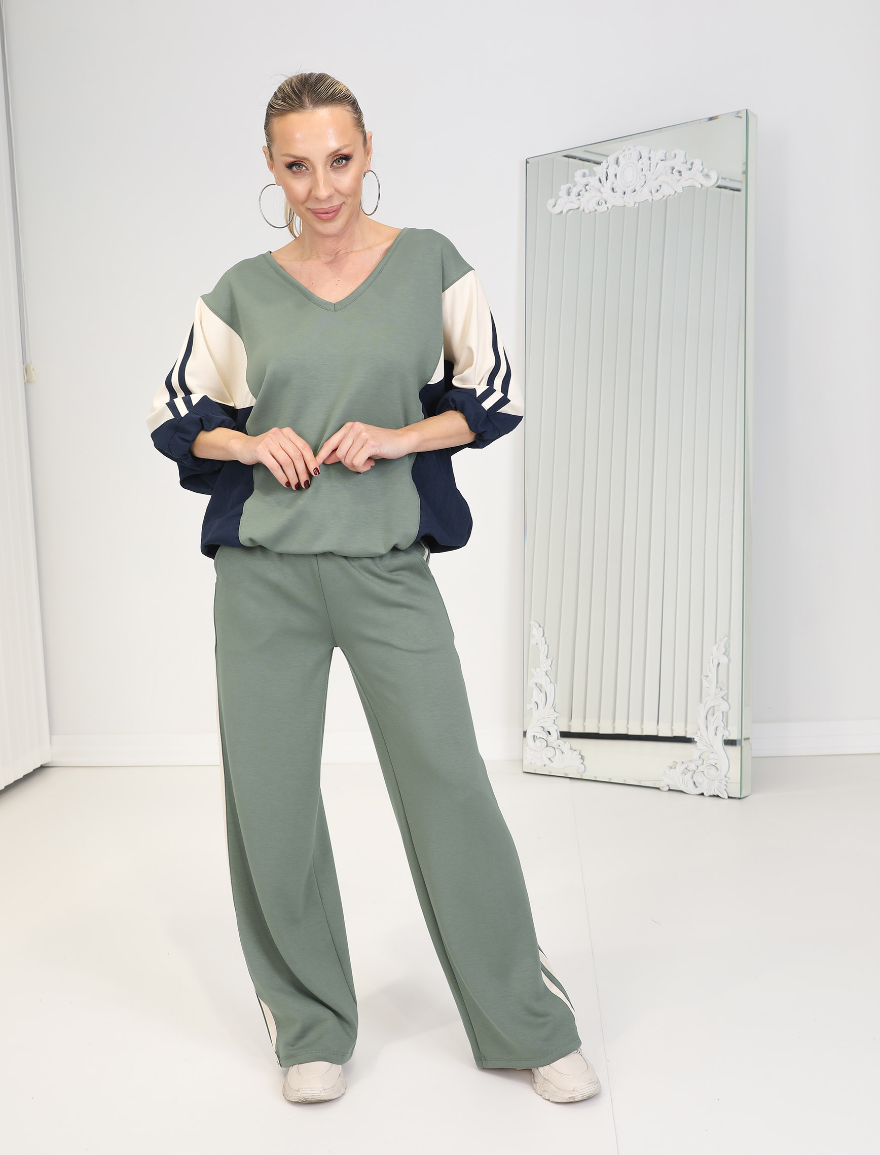 Haki V Yaka Parasidas Takım - Görsel 4