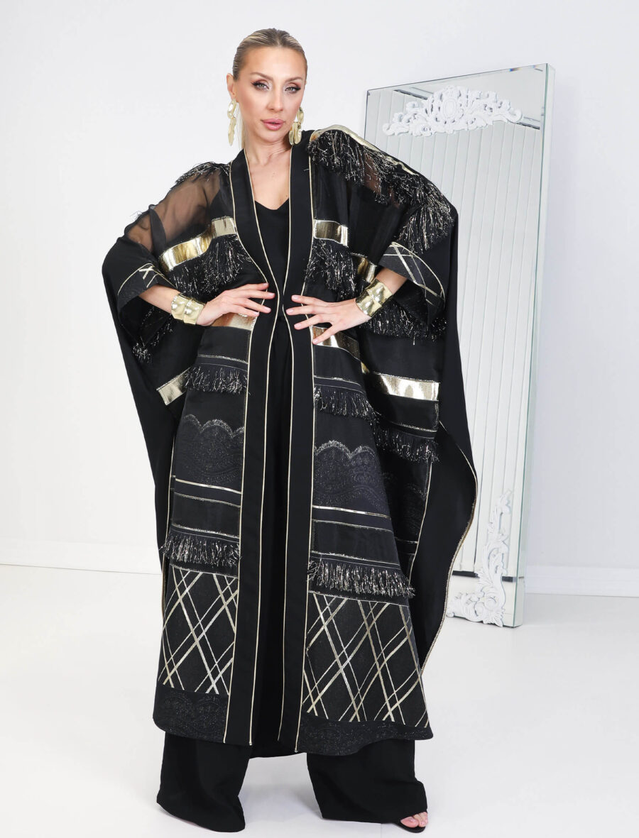 Siyah Gold Ön Püsküllü Jada Kap