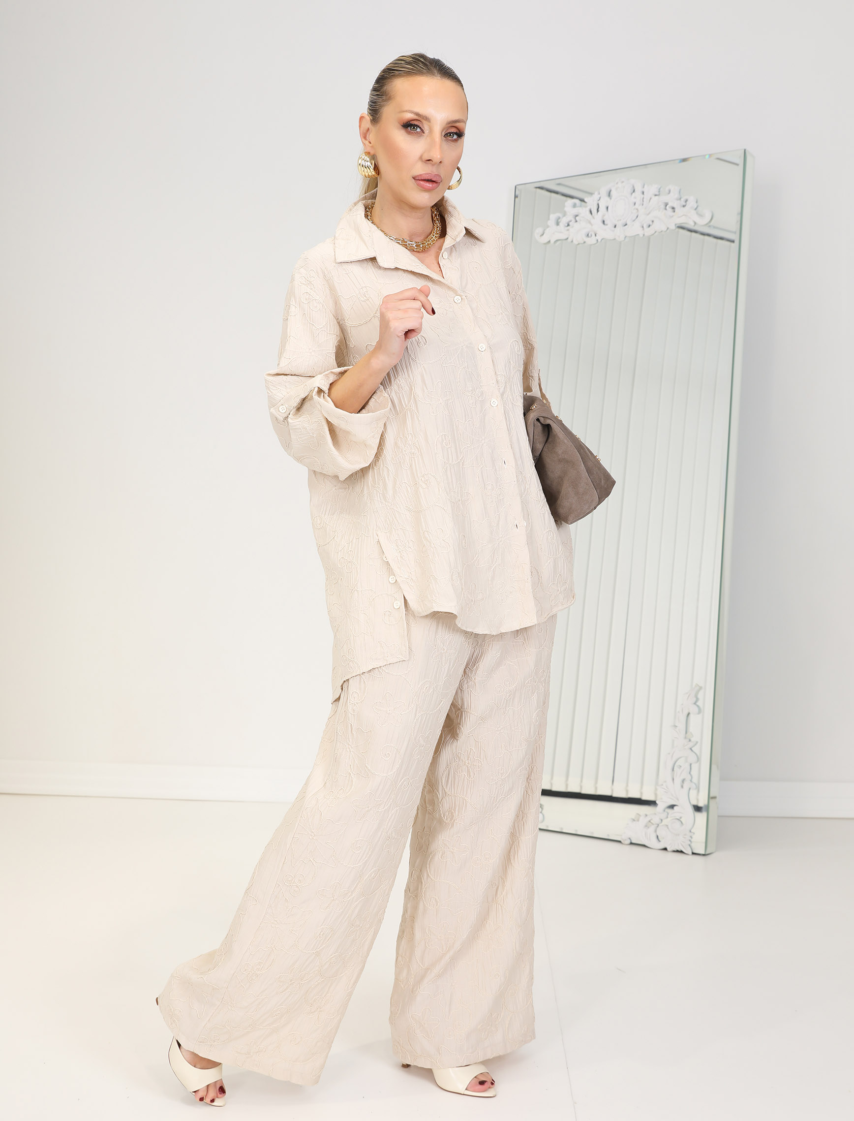 Taş Nakışlı Floral Takım - Görsel 3