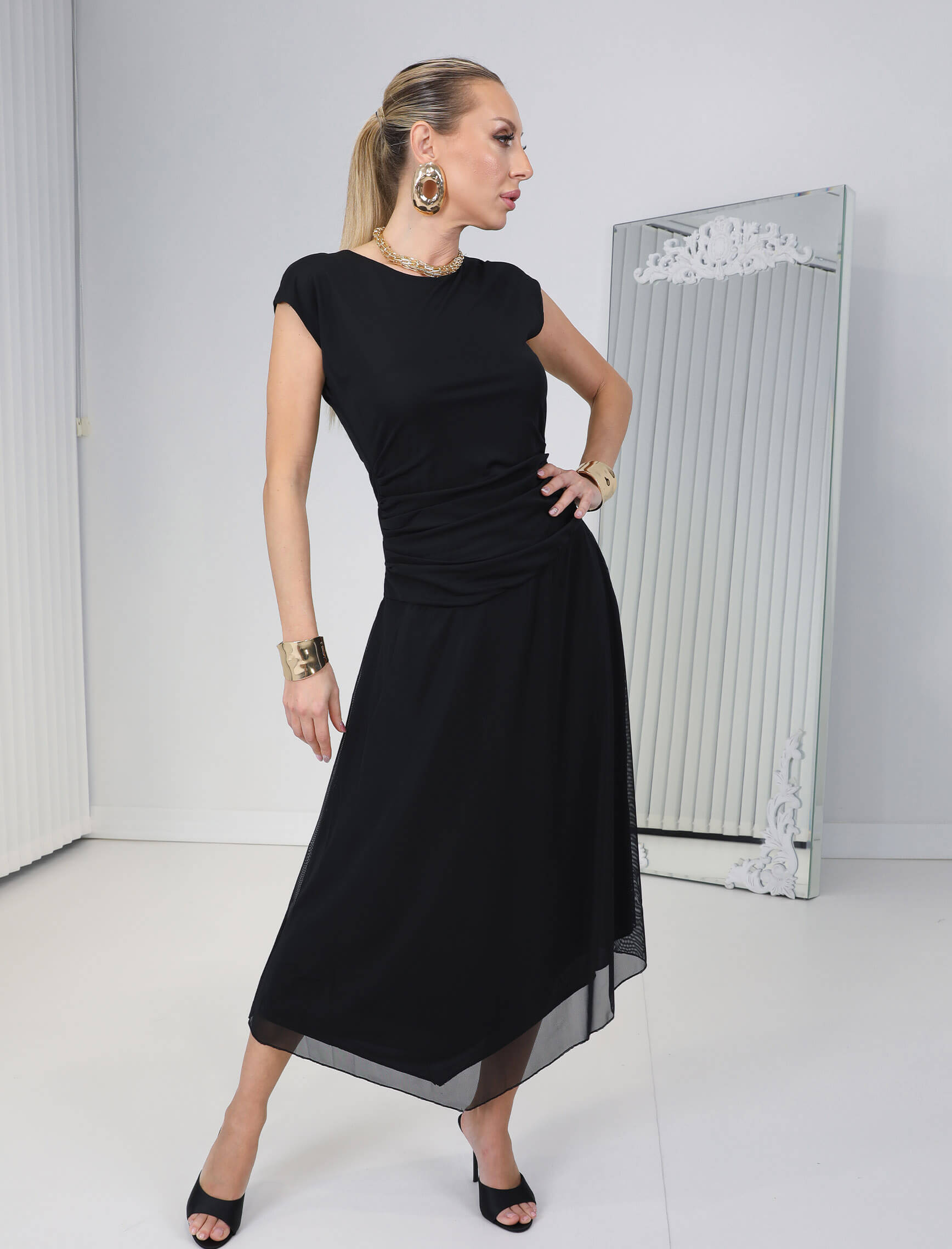 Siyah Tül Asimetrik Etekli Elbise - Görsel 2