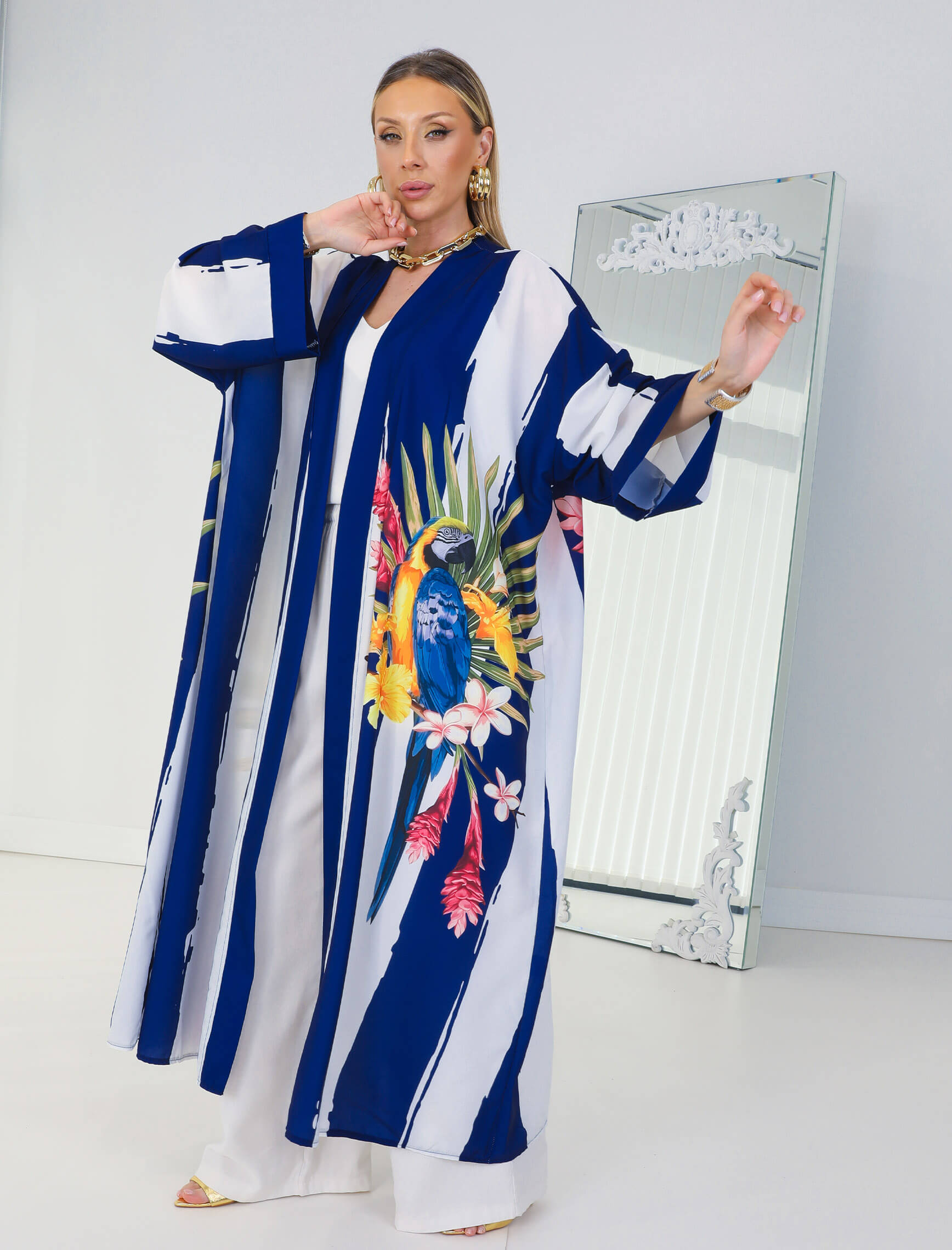 Tosca Papağandesen Kimono